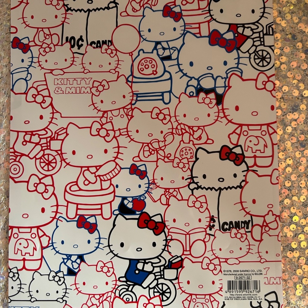 Hello Kitty Folder - Picture 2 of 2